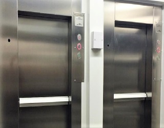 dumbwaiter lift suppliers in uae